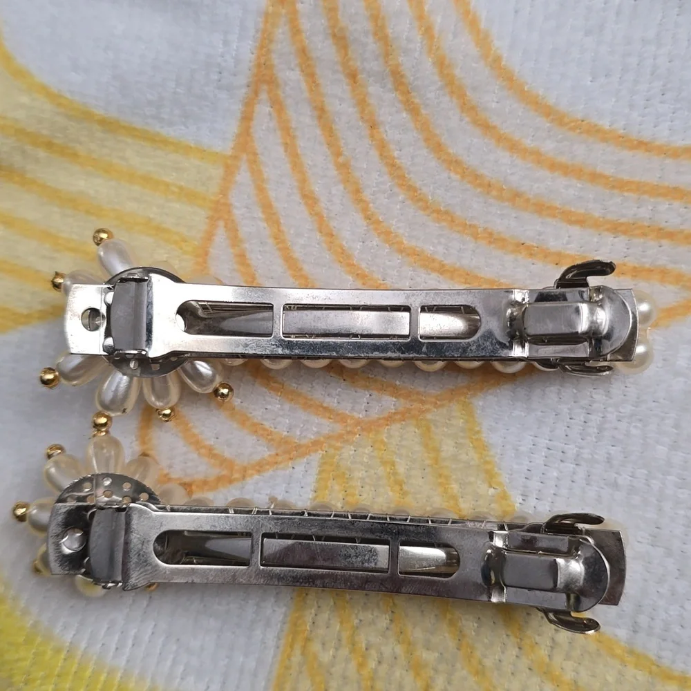 EUC - Vintage Faux Pearl and Gold Beads Hair Clips, Bundle of 3